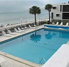 Royal-Plum-Condominium-Marathon-Florida-Keys.jpg